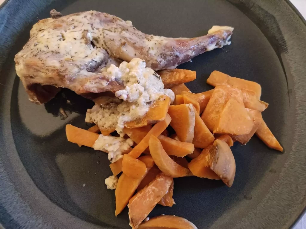 Roasted rabbit with sweet potatoes